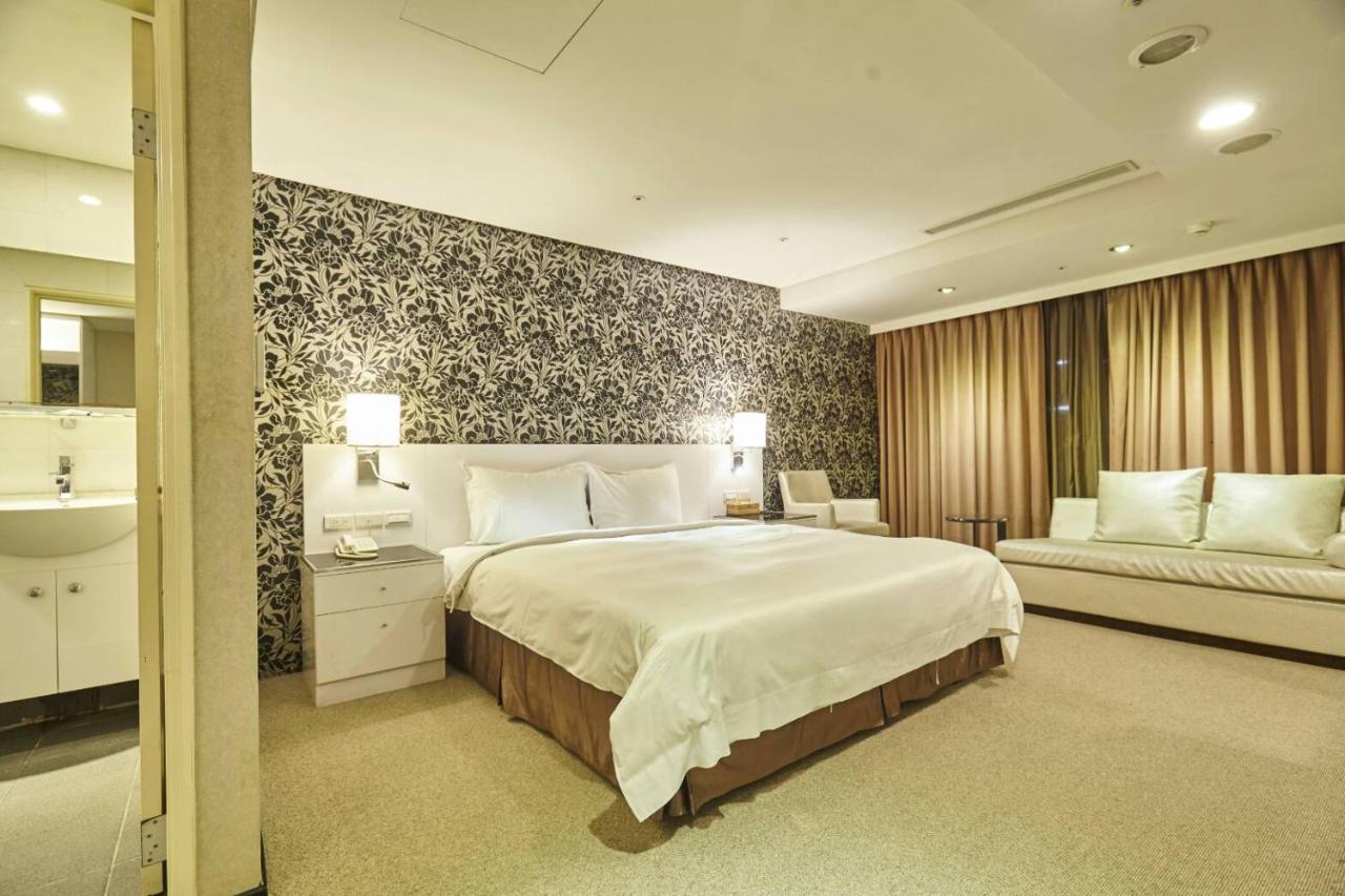 Family Hotel Taipei Zhonghe  Exterior photo